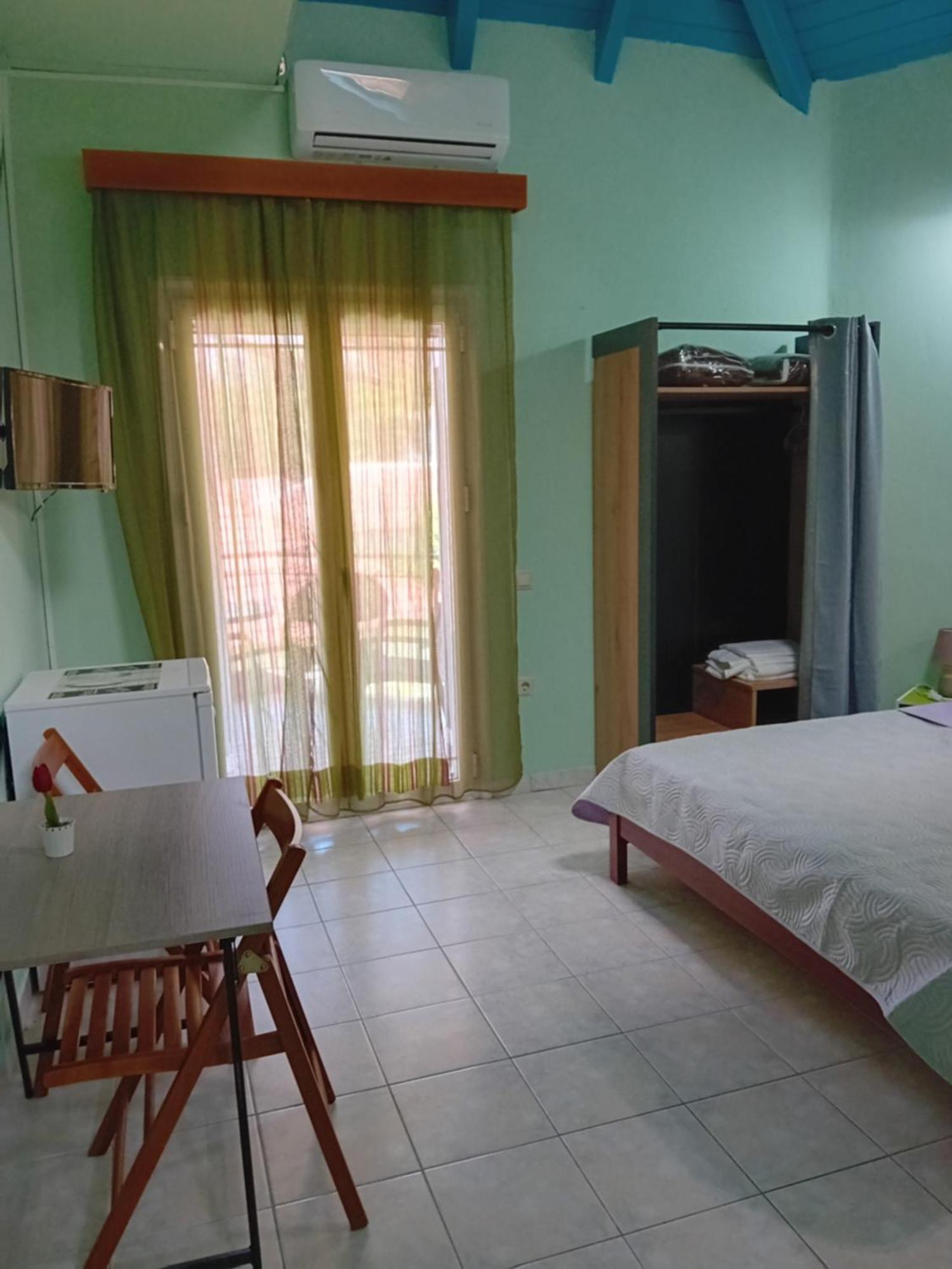 Valta'S Room 3 Palairos Ngoại thất bức ảnh