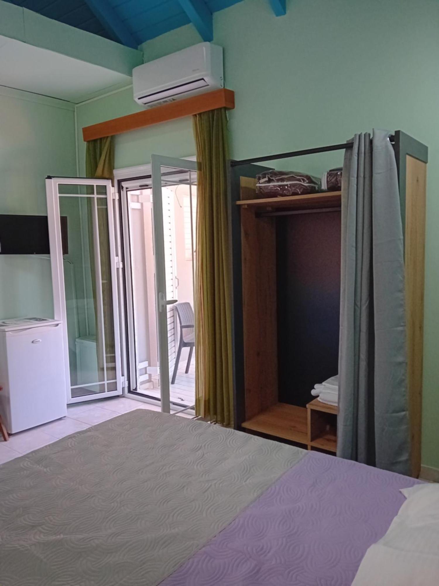 Valta'S Room 3 Palairos Ngoại thất bức ảnh